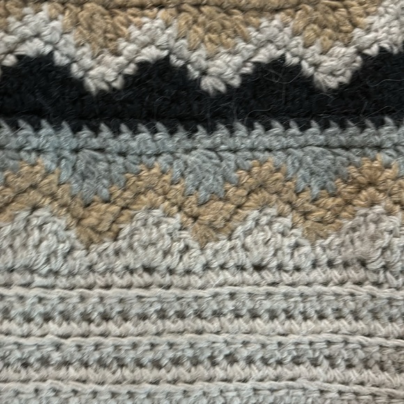 J Crew Hand knit Sweater - Picture 2 of 3